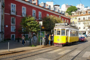 lisbon tram 28 alfama
